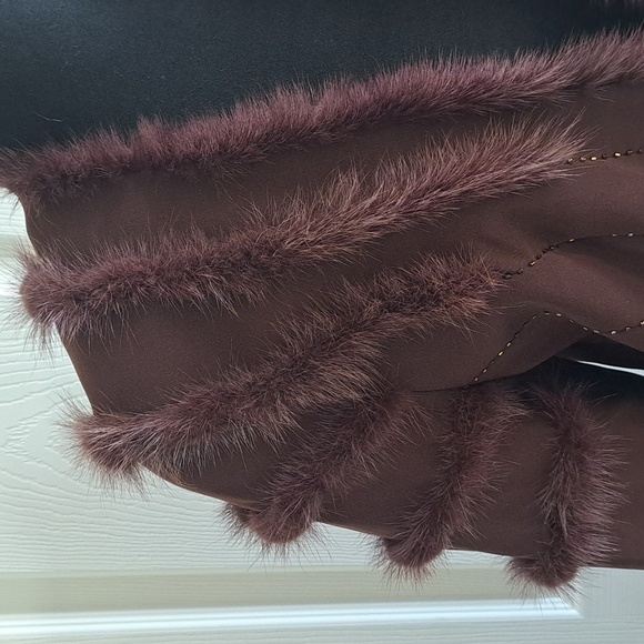 NWOT Champagne Italy Mink Faux Fur Trim Beaded Flowy Dressy Chic Jacket - Picture 2 of 9